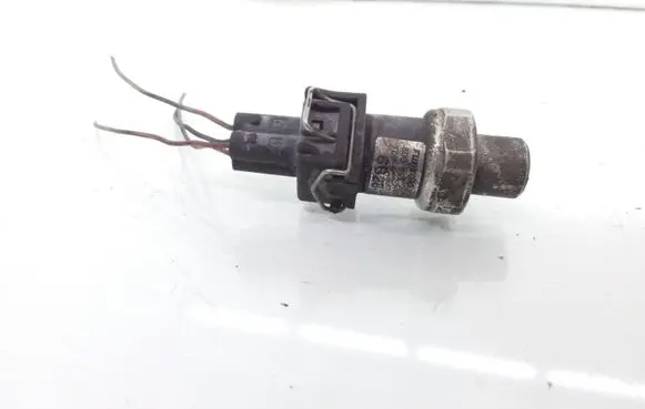 Audi A4 S4 B5 8D Air conditioning (A/C) pressure sensor 8D0959482B