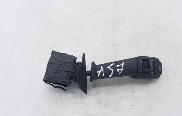 BMW 7 E38 Wiper control stalk 8352171