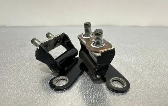Toyota Auris E180 Tailgate/trunk/boot hinge