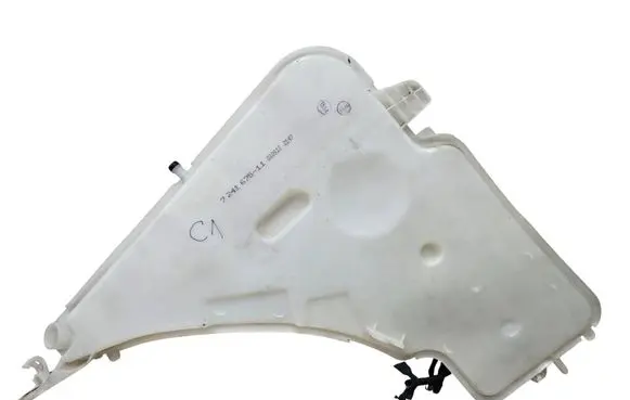 BMW 3 F30 F35 F31 Windshield washer fluid reservoir/tank 7241675