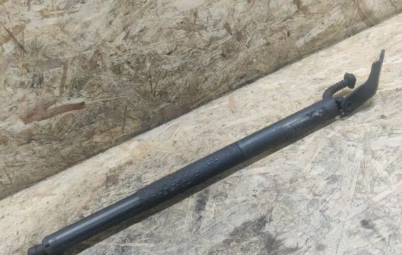 BMW 2 F45 Tailgate/trunk strut/damper 7348527