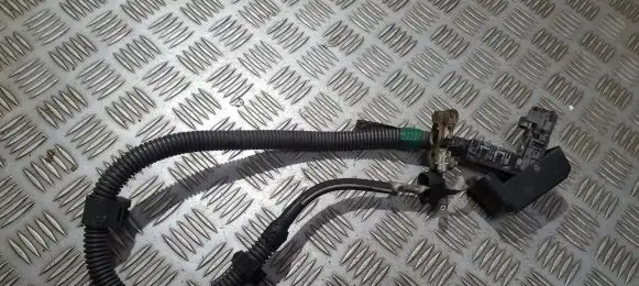 Toyota RAV 4 (XA30) Positive cable (battery)