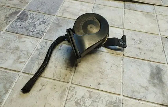 Chevrolet Cruze II Horn signal 000099