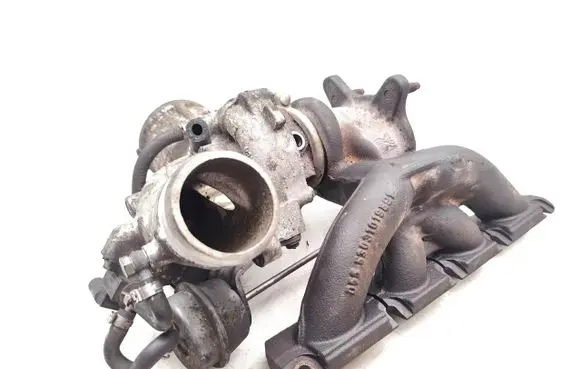 Audi A5 8T 8F Turbo 06H145701K