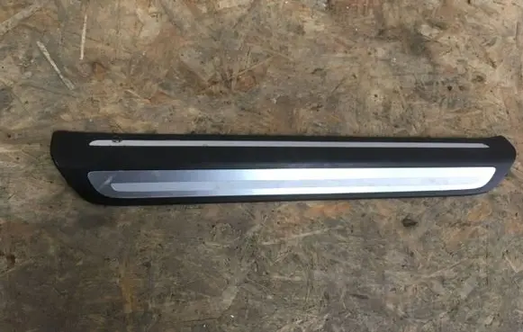 Audi Q3 8U Front sill trim cover 8U0853371A