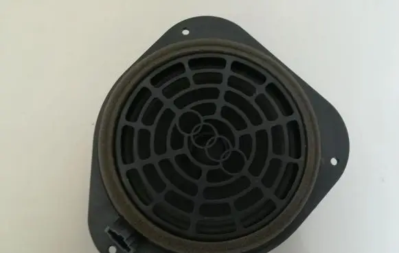 Audi A5 8T 8F Front door speaker 8t0035411a