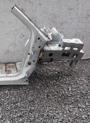 Front quarter panel