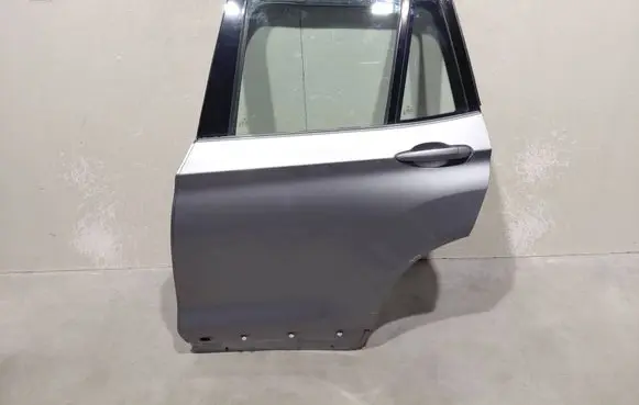 BMW X1 F48 F49 Rear door 