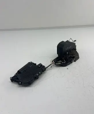 BMW 5 F10 F11 Rear door soft close latching motor 4153310400