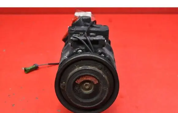 Volkswagen PASSAT B5.5 Air conditioning (A/C) compressor (pump) 