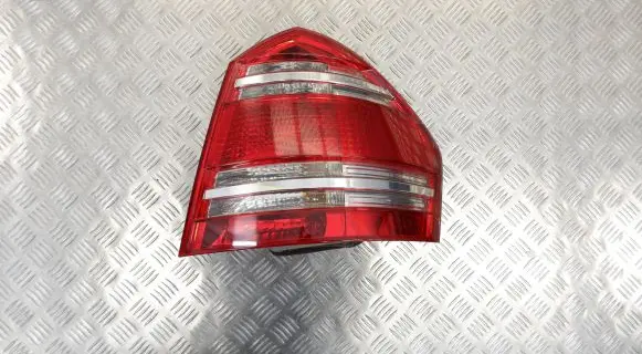 Mercedes-Benz GL X164 Rear/tail lights A1648200564