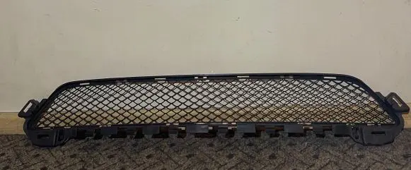 Mercedes-Benz C W205 Front bumper lower grill A2058850423