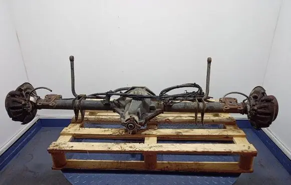 Mercedes-Benz Sprinter W901 W902 W903 W904 Rear differential 9033510005