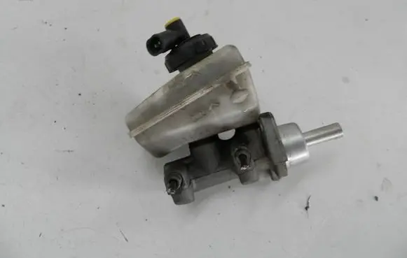 Dacia Logan Pick-Up Master brake cylinder 