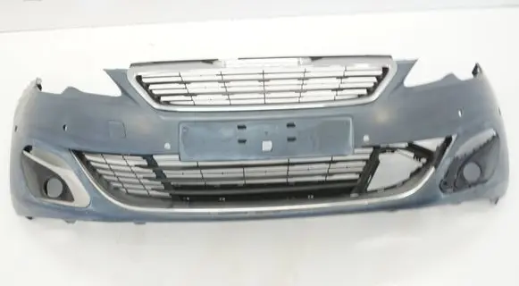 Peugeot 308 Front bumper 308070526ZDP