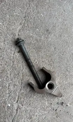 Mini Cooper Countryman R60 Fuel Injector clamp holder 