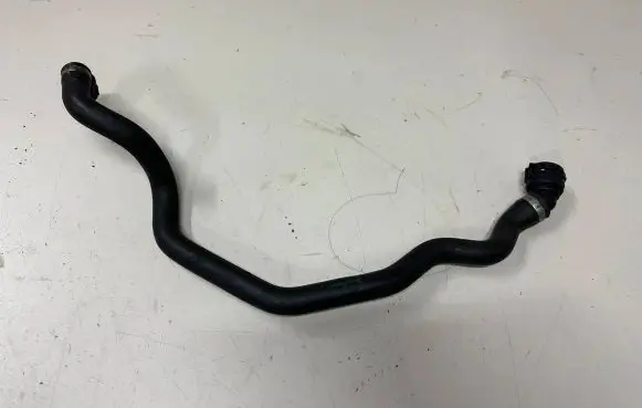 BMW X5 E70 Engine coolant pipe/hose 6185913 7808079