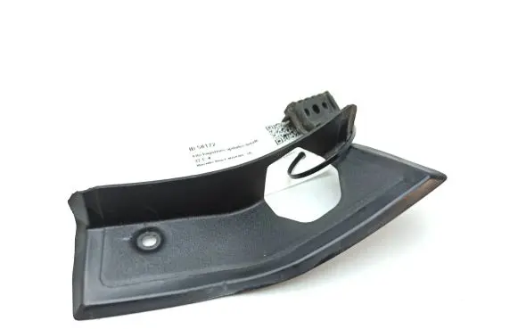 Mercedes-Benz C W204 Other trunk/boot trim element A2046933533