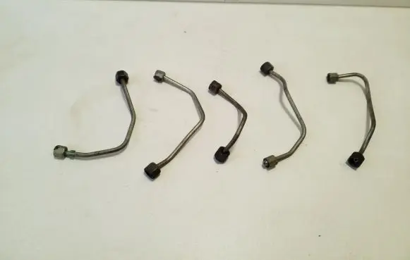 Peugeot 508 Fuel injector supply line/pipe 