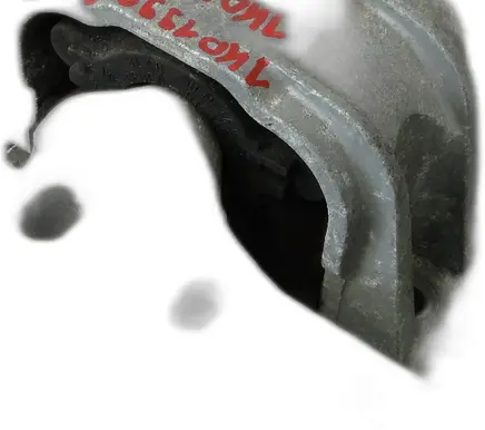 Engine mount vacuum valve