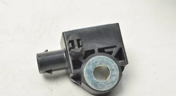 Isuzu D-Max Airbag deployment crash/impact sensor 8983475161