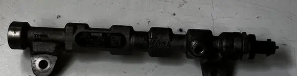 Jeep Cherokee Fuel main line pipe 0445214254 5523403902