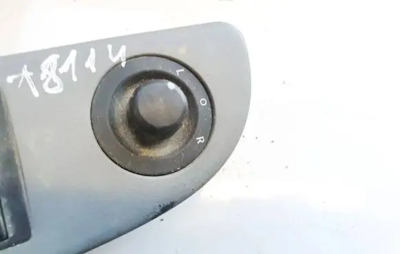 Dodge Durango Wing mirror switch p56040676aa