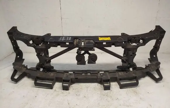 Land Rover Range Rover Sport L320 Radiator support slam panel AH228A297AA