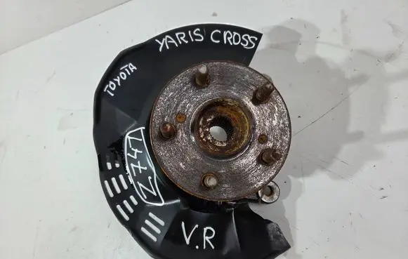 Toyota Yaris Cross Front wheel hub spindle knuckle Z741
