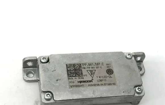Skoda Octavia Mk3 (5E) Headlight ballast module Xenon 7PP941597C