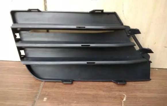 Audi TT TTS RS Mk3 8S Front bumper lower grill 8S0807152