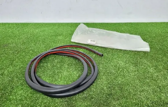 Volkswagen Transporter - Caravelle T5 Front door rubber seal 7h0837762d