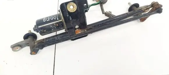 KIA Sportage Front wiper linkage and motor