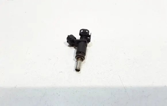 Mini One - Cooper Coupe R56 Fuel injector 7528176