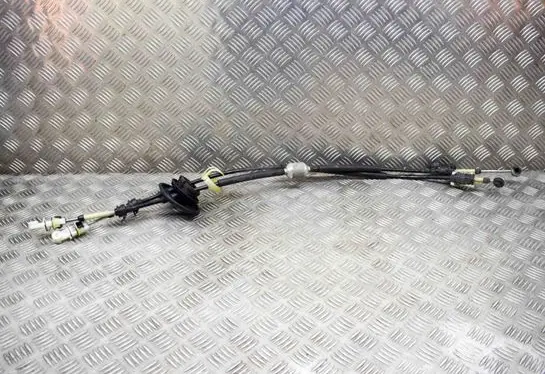 Gear shift cable linkage