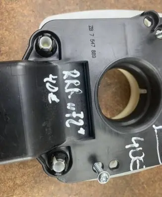BMW 3 E90 E91 Engine control unit/module fan 7533932 12907533932 7547889
