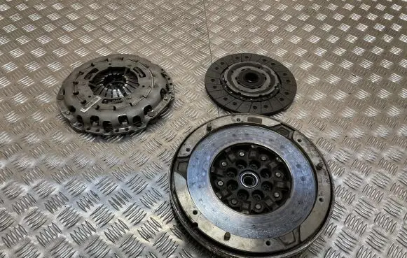 BMW 4 F32 F33 Clutch set kit 8605090 7641237