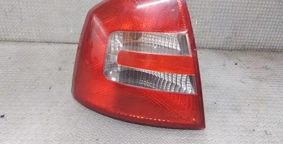 Skoda Octavia Mk2 (1Z) Rear/tail lights 1Z5945095A