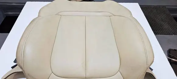 Jeep Grand Cherokee WL Seat trim 