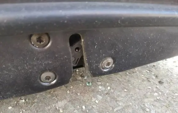 Hyundai Santa Fe Front door lock
