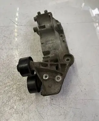 Renault Master III Generator/alternator bracket 8200941079