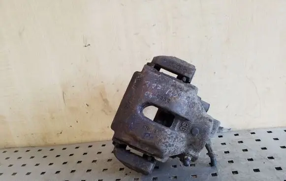 BMW X5 E53 Front brake caliper