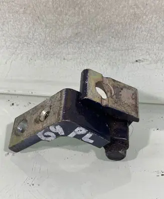 Volkswagen Golf IV Front door upper hinge