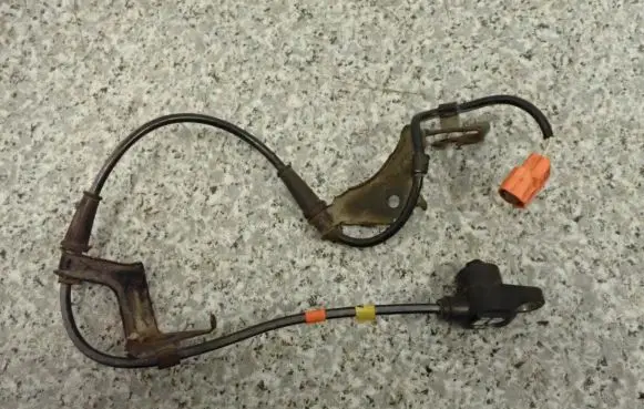 Honda Civic ABS wheel speed sensor 