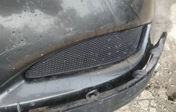 Toyota Corolla E120 E130 Front bumper lower grill