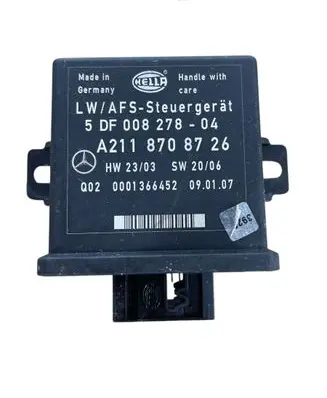 Mercedes-Benz CLS C219 Light module LCM 5DF00827804 0001366452 A2118708726