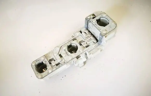 Mercedes-Benz B W245 Tail light bulb cover holder 27527002
