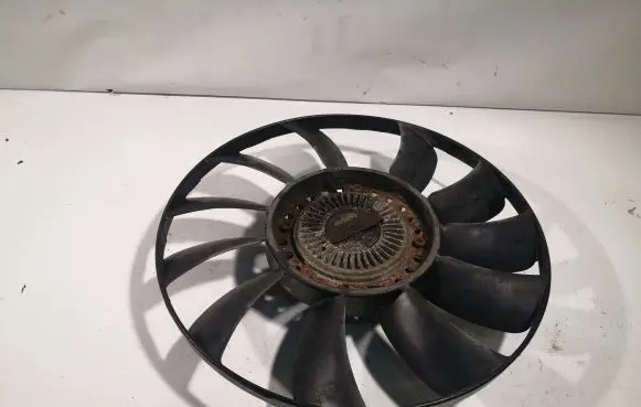Audi A4 S4 B6 8E 8H Viscous fan clutch 058121350