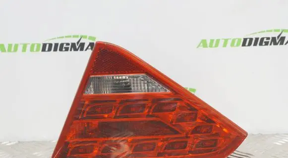 Audi A5 8T 8F Tailgate rear/tail lights 8T0945094A