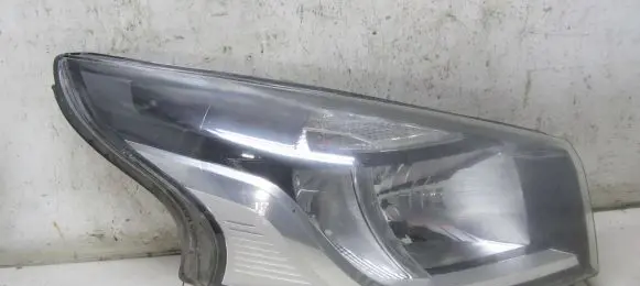 Renault Trafic III (X82) Headlight/headlamp 260108047r